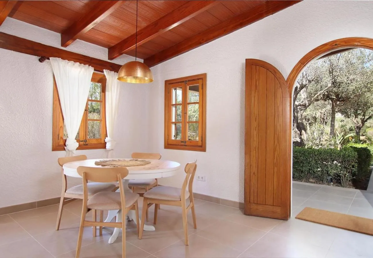 فيلا Relax Just Outside Pollensa Recently Renovated By Renthousing 0*, بويينسا إسبانيا